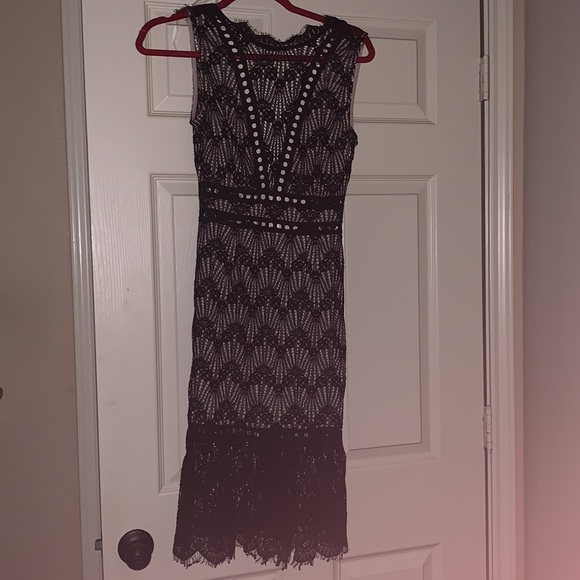 New with tags size small. 😍 beautiful. Charlotte Russe - Picture 5 of 5